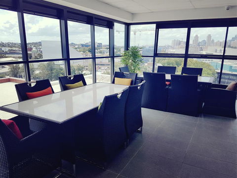 Value Suites Green Square - Accommodation Search 12