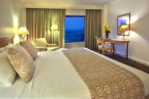 Stamford Plaza Sydney Airport Hotel & Conference Centre - Accommodation Search 6