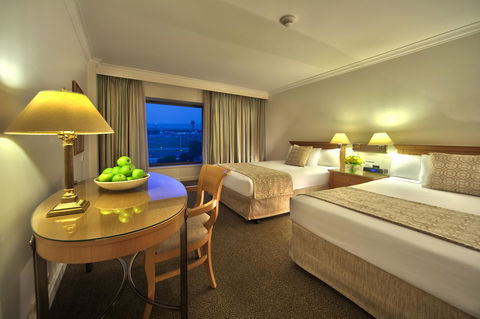 Stamford Plaza Sydney Airport Hotel & Conference Centre - Accommodation Search 12