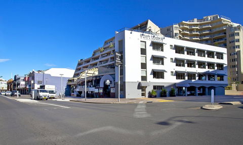 Manly Paradise Motel & Apartments - Accommodation Search 0
