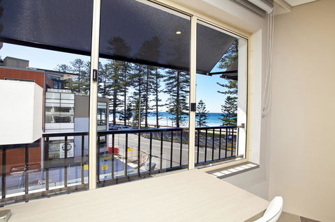 Manly Paradise Motel & Apartments - Accommodation Search 10