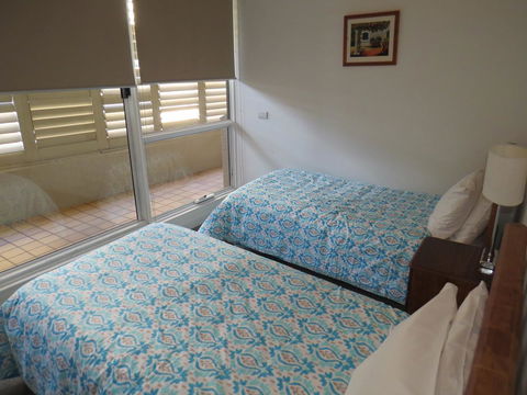 Manly Paradise Motel & Apartments - Accommodation Search 32