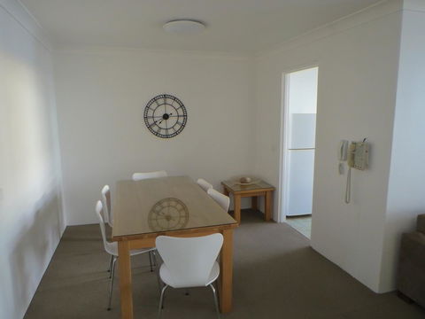 Manly Paradise Motel & Apartments - Accommodation Search 37