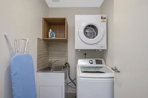 DD Apartments At International Convention Centre - Accommodation Search 37