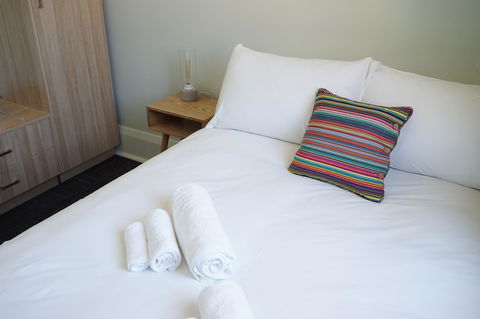 Rosehill Hotel - Accommodation Search 21