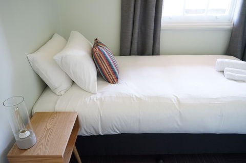 Rosehill Hotel - Accommodation Search 26