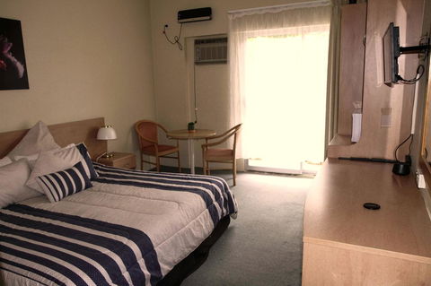 Rest Easy Motel - Accommodation Search 15