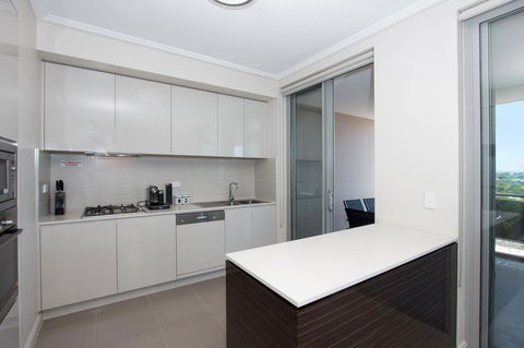 The Junction Palais - Modern And Spacious 2BR Bondi Junction Apartment Close To Everything - Accommodation Search 8