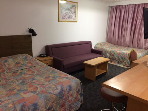 Edgecliff Lodge Motel - Accommodation Search 9