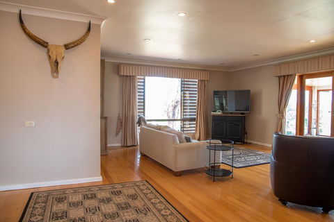 Belmont - Accommodation Search 14