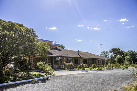Allonville Gardens Motel - Accommodation Search 11