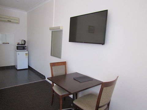 Allonville Gardens Motel - Accommodation Search 15