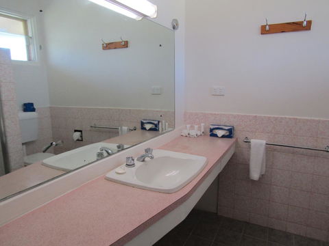 Allonville Gardens Motel - Accommodation Search 29