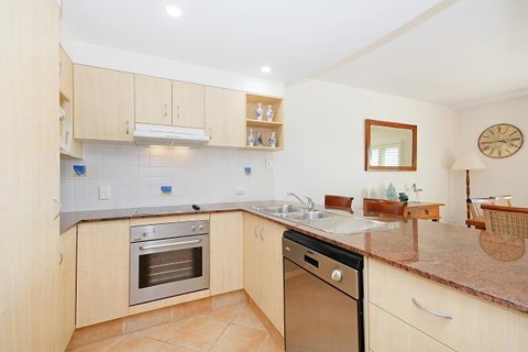 The Cove Yamba - Accommodation Search 3