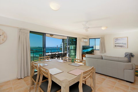 The Cove Yamba - Accommodation Search 12