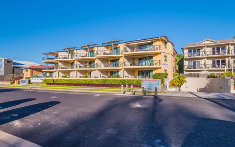 The Cove Yamba - Accommodation Search 14