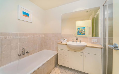 The Cove Yamba - Accommodation Search 33