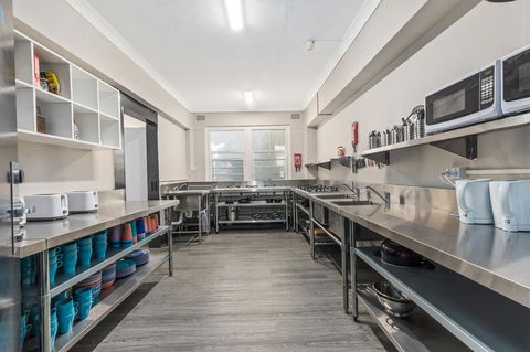 Ady's Place Backpackers, Sydney - Accommodation Search 9