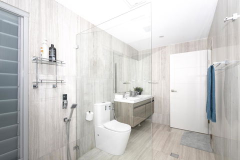 Luxury Villa Darlington - Vine - Accommodation Search 40