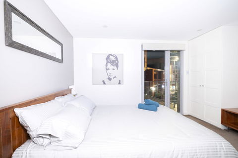 Luxury Villa Darlington - Vine - Accommodation Search 37