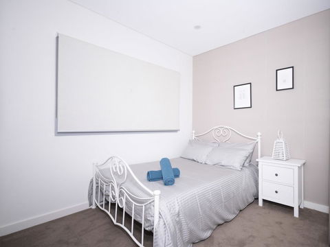 Luxury Villa Darlington - Vine - Accommodation Search 30