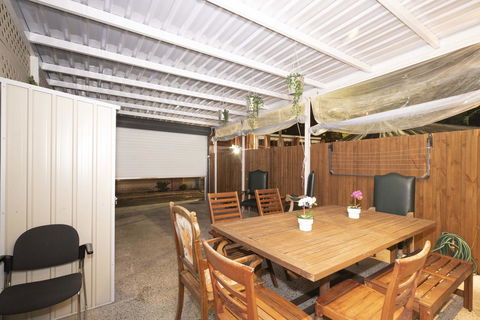Luxury Villa Darlington - Vine - Accommodation Search 20