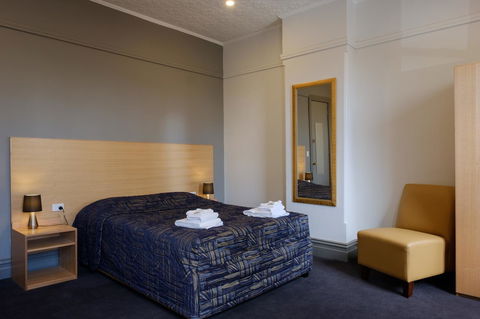 Royal Exhibition Hotel - Accommodation Search 12