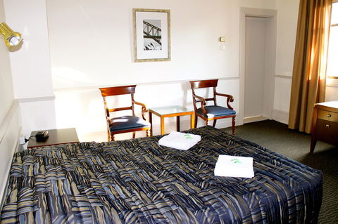 Royal Exhibition Hotel - Accommodation Search 38
