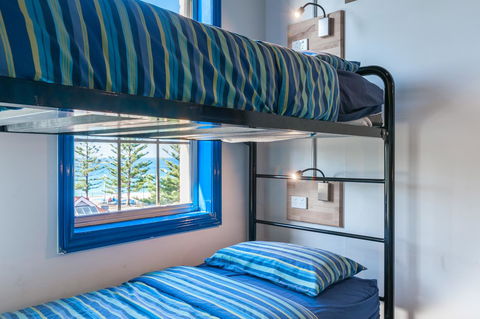 Mad Monkey Hostel Coogee Beach - Accommodation Search 3