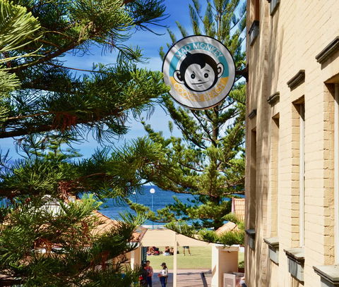 Mad Monkey Hostel Coogee Beach - Accommodation Search 9