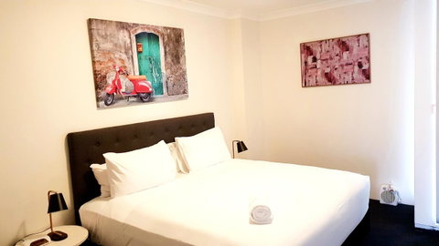 Liv Apartments Haymarket - Accommodation Search 7