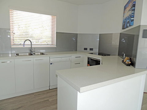 Charlesworth Bay Beach Resort - Accommodation Search 9