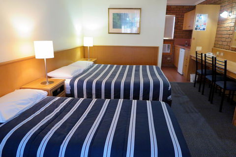 Summerhill Motor Inn - Accommodation Search 37