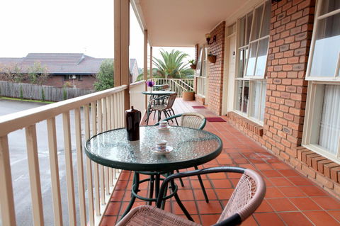 Summerhill Motor Inn - Accommodation Search 20