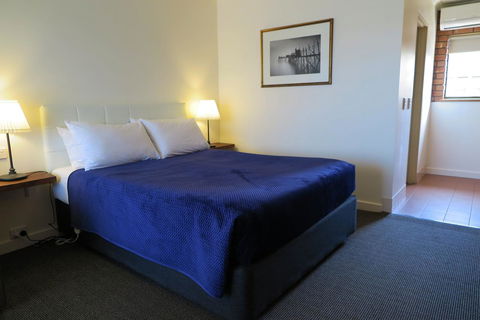 Summerhill Motor Inn - Accommodation Search 6