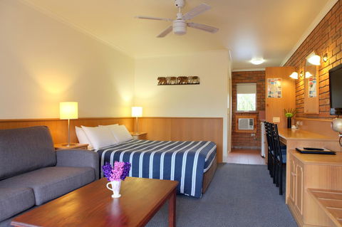 Summerhill Motor Inn - Accommodation Search 14