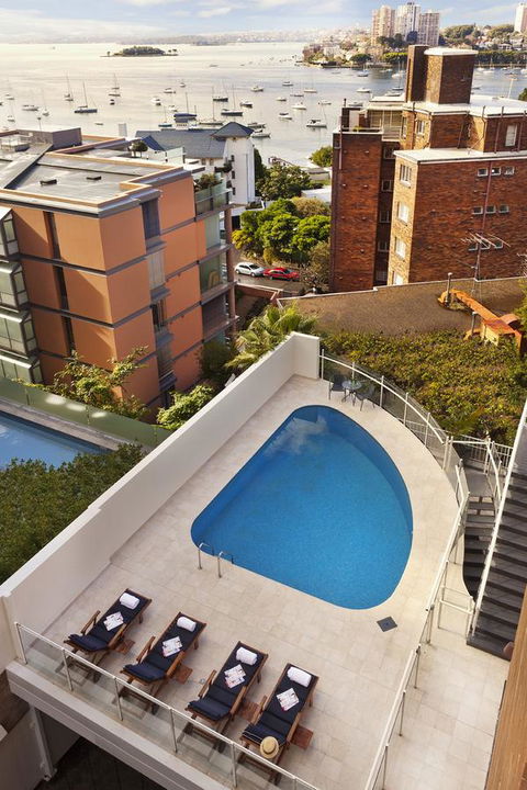 Macleay Hotel - Accommodation Search 24