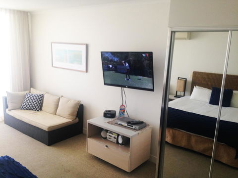 BASE Holidays - Ettalong Beach Premium Apartments - Accommodation Search 32