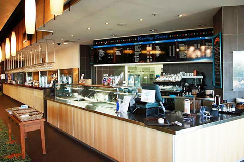 BASE Holidays - Ettalong Beach Premium Apartments - Accommodation Search 2