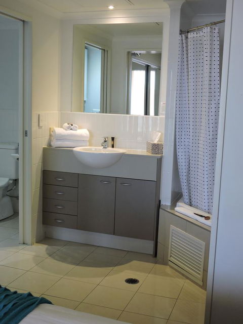 BASE Holidays - Ettalong Beach Premium Apartments - Accommodation Search 8