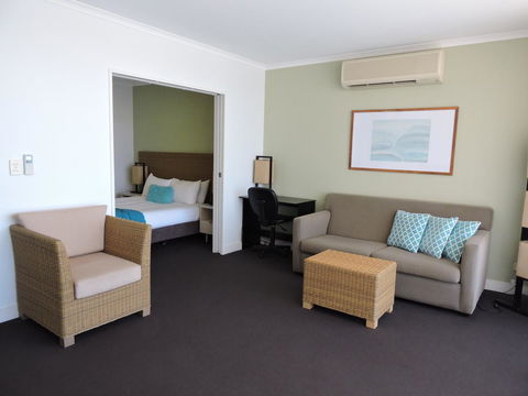 BASE Holidays - Ettalong Beach Premium Apartments - Accommodation Search 9
