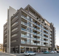 Honeysuckle Executive Apartments - Accommodation Search