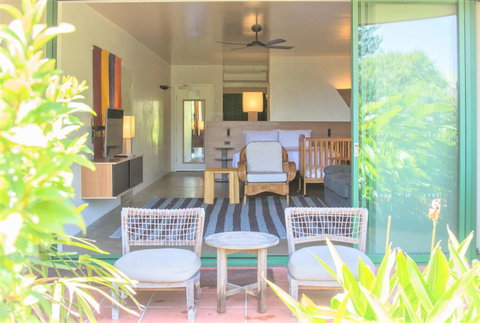 Beach Hotel Resort - Accommodation Search 11