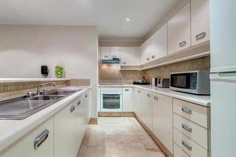 The York By Swiss-Belhotel - Accommodation Search 12