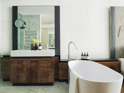 The Old Clare Hotel, Independent Collection By EVT - Accommodation Search 3