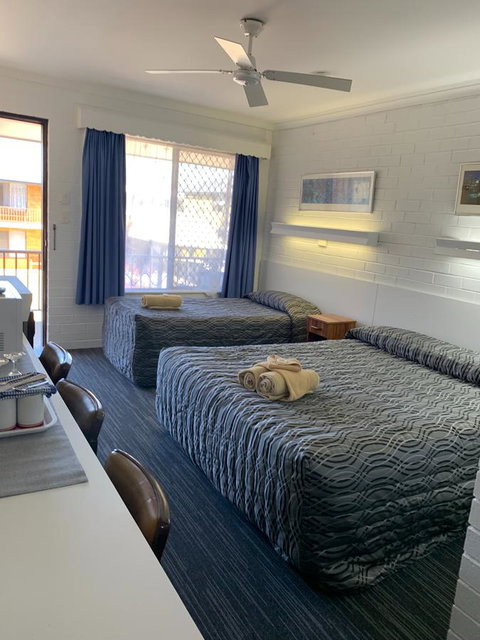Coastal Bay Motel - Accommodation Search 32