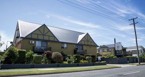 Coastal Bay Motel - Accommodation Search 0