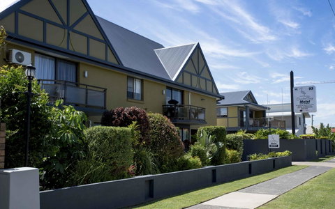 Coastal Bay Motel - Accommodation Search 37