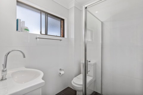 Coastal Bay Motel - Accommodation Search 3