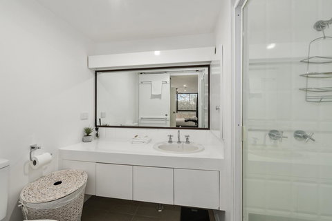 Pacific Towers Beach Resort - Accommodation Search 2
